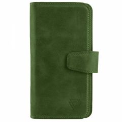 Wachikopa Multi Wallet Bookcase für das iPhone 13 - Forest Green