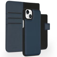 Accezz Premium Leather 2 in 1 Klapphülle für das iPhone 14 Plus - Dunkelblau