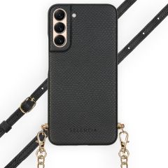 Selencia Aina ﻿Hülle aus Schlangenleder mit Band für das Samsung Galaxy S22 Plus - Schwarz