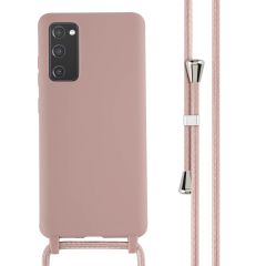 iMoshion Silikonhülle mit Band für das Samsung Galaxy S20 FE - Sand Pink