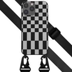 Selencia Silikonhülle design mit abnehmbarem Band für das iPhone 13 Pro Max - Irregular Check Black