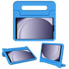 iMoshion Schutzhülle mit Handgriff kindersicher für das Samsung Galaxy Tab A9 - Blau