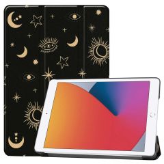 iMoshion Design Trifold Klapphülle für das iPad 9 (2021) 10.2 Zoll / iPad 8 (2020) 10.2 Zoll / iPad 7 (2019) 10.2 Zoll - Stars Sky