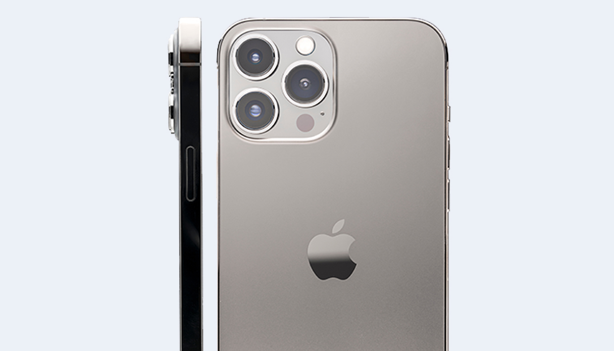 Das iPhone-Gerät steht mit der Rückseite zentral, man sieht auch ein iPhone, bei dem nur die Seite sichtbar ist.