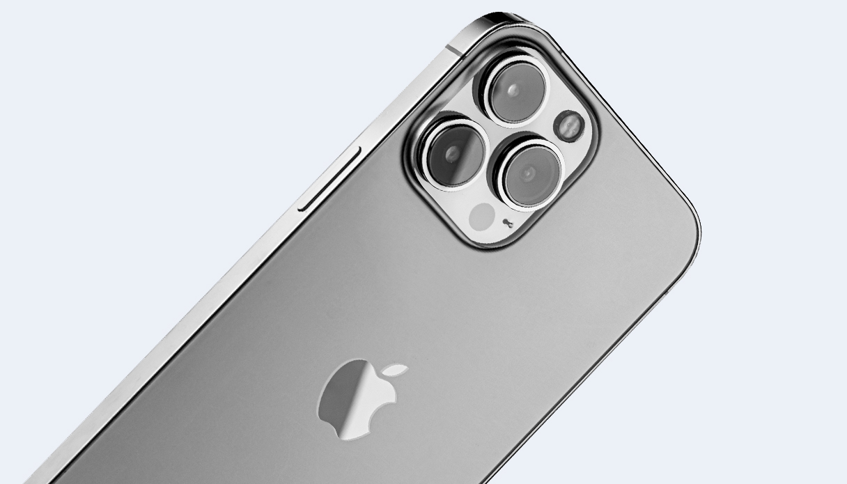 Das iPhone-Gerät ist diagonal positioniert, der Fokus liegt hauptsächlich auf der Kamera.