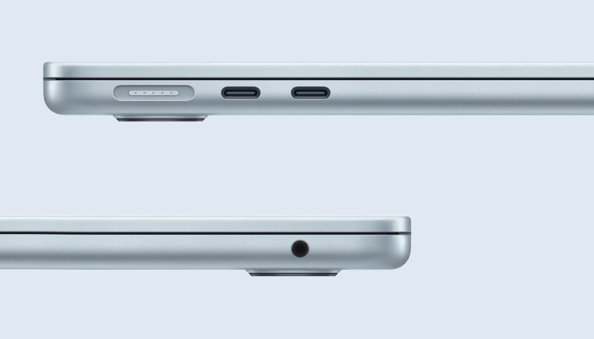 Ein MacBook von zwei verschiedenen Seiten mit unterschiedlichen Anschl&uuml;ssen.